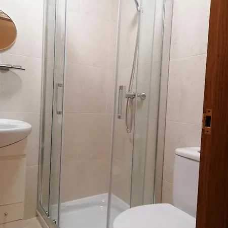 Albergue Cervera De Pisuerga Hostel *
