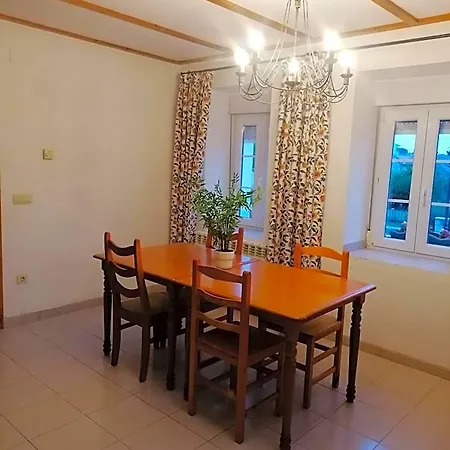 Albergue Cervera De Pisuerga * Cervera De Pisuerga