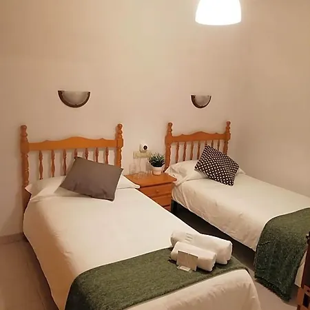 Albergue Cervera De Pisuerga Hostel *