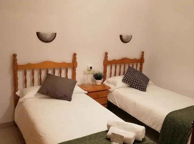 Хостел Albergue Cervera De Pisuerga Сервера-де-Писуэрга